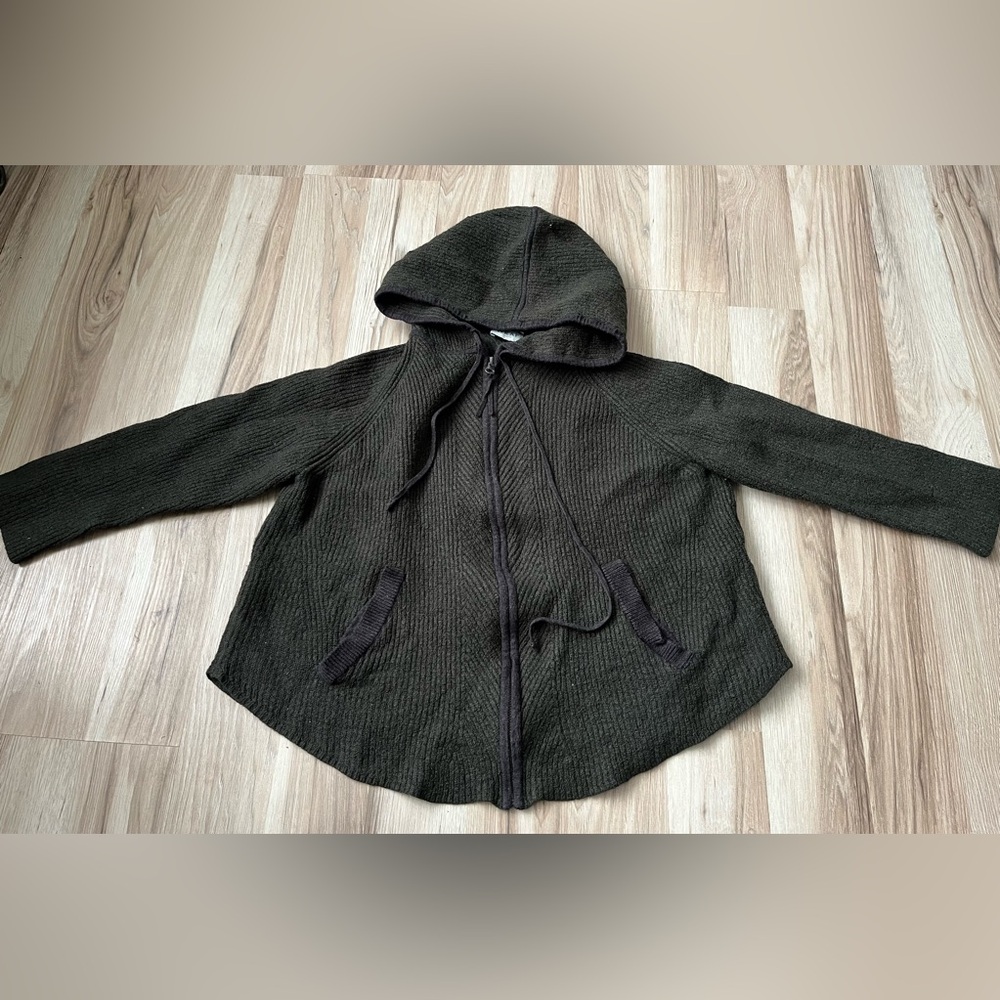 Cozy Dark Green Hooded Jacket from
Wrap London Wool & Cotton Blend